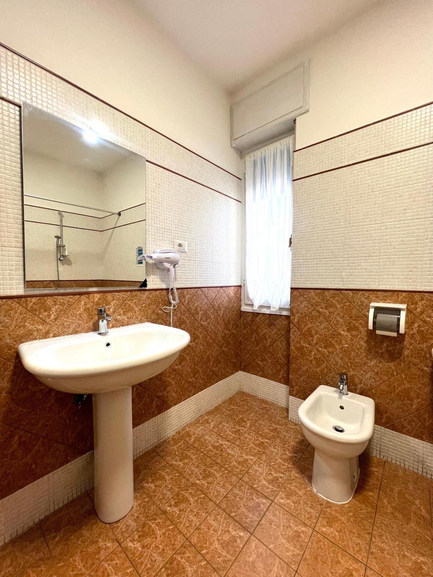 Blue Terrace Guest House 阿尔盖罗 外观 照片
