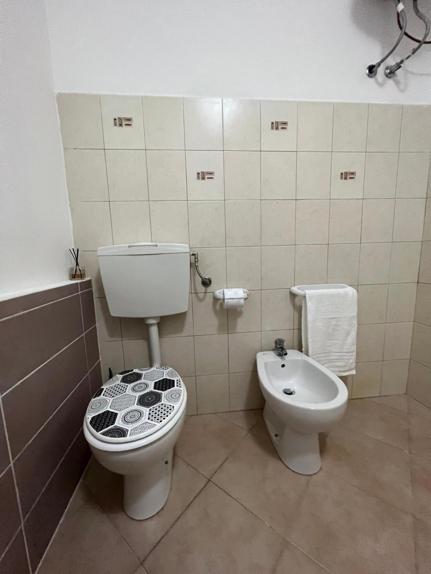 Blue Terrace Guest House 阿尔盖罗 外观 照片