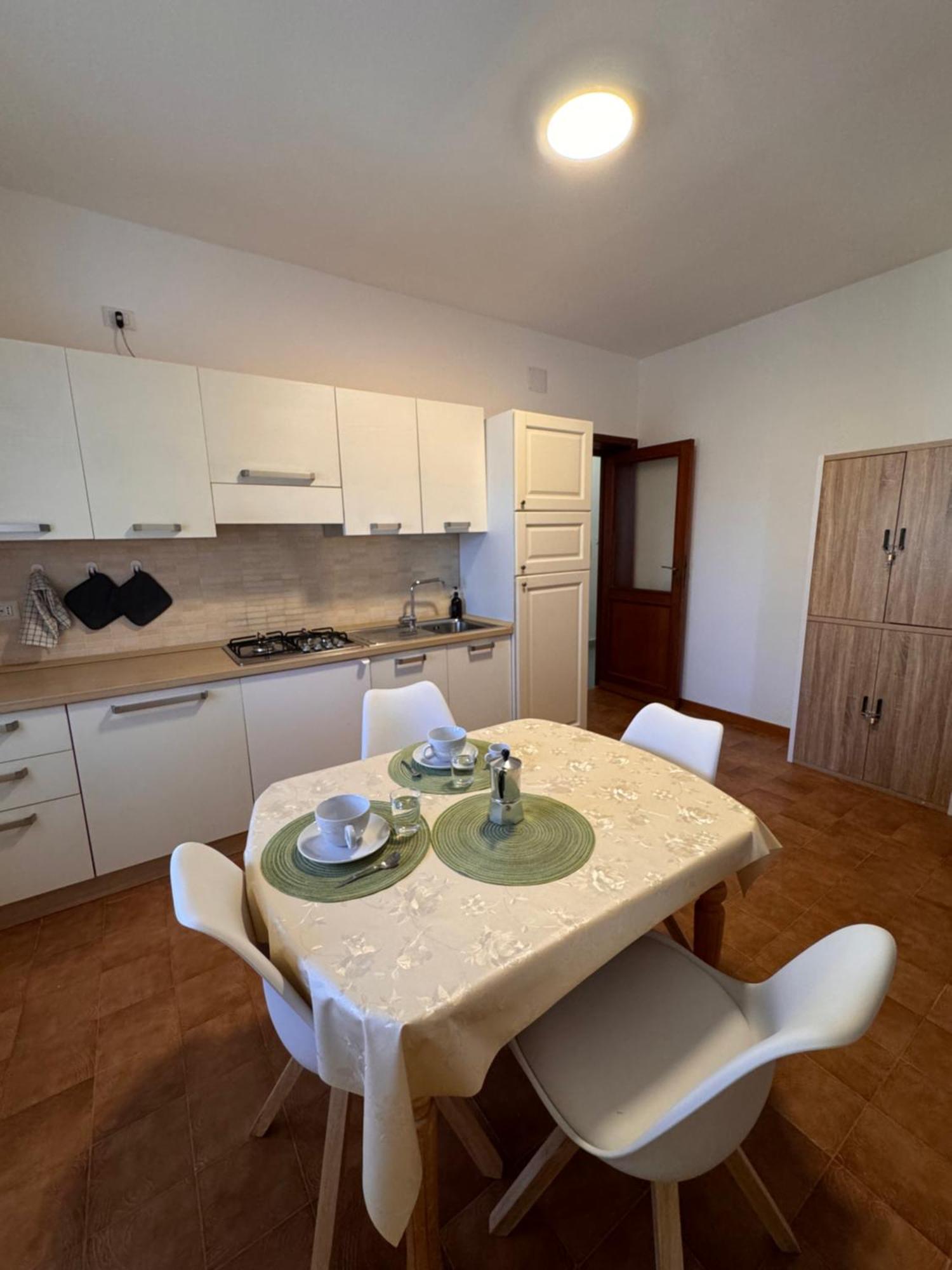 Blue Terrace Guest House 阿尔盖罗 外观 照片